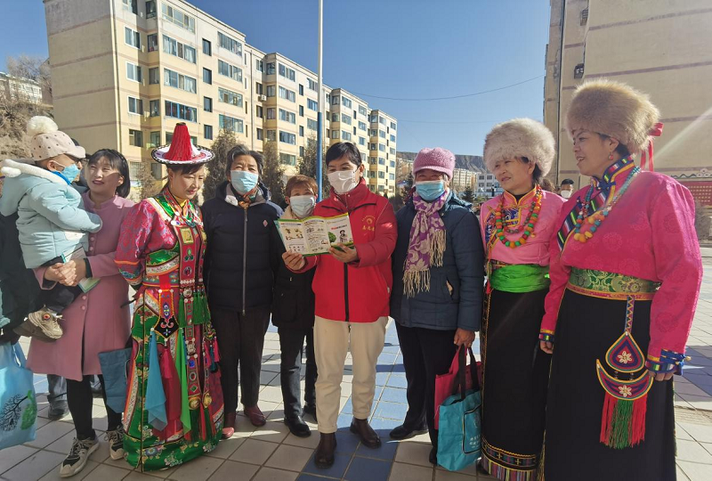 肃南裕固自治县人民政府 肃南县红湾寺镇计生协会开展“关爱女性 呵护健康”宣传服务活动